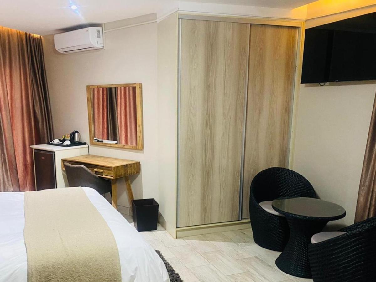 Gletwyn Boutique Guesthouse ハラレ エクステリア 写真