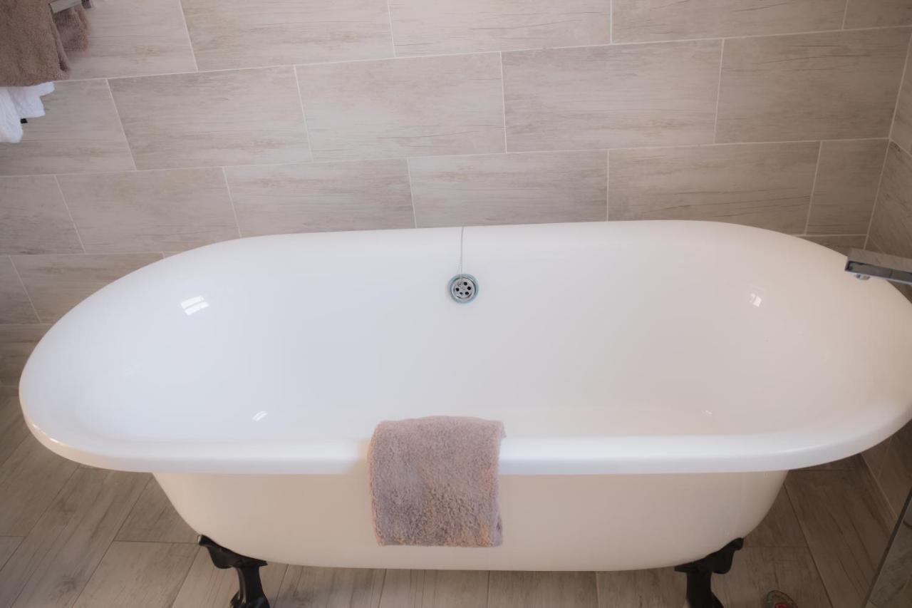Gletwyn Boutique Guesthouse ハラレ エクステリア 写真