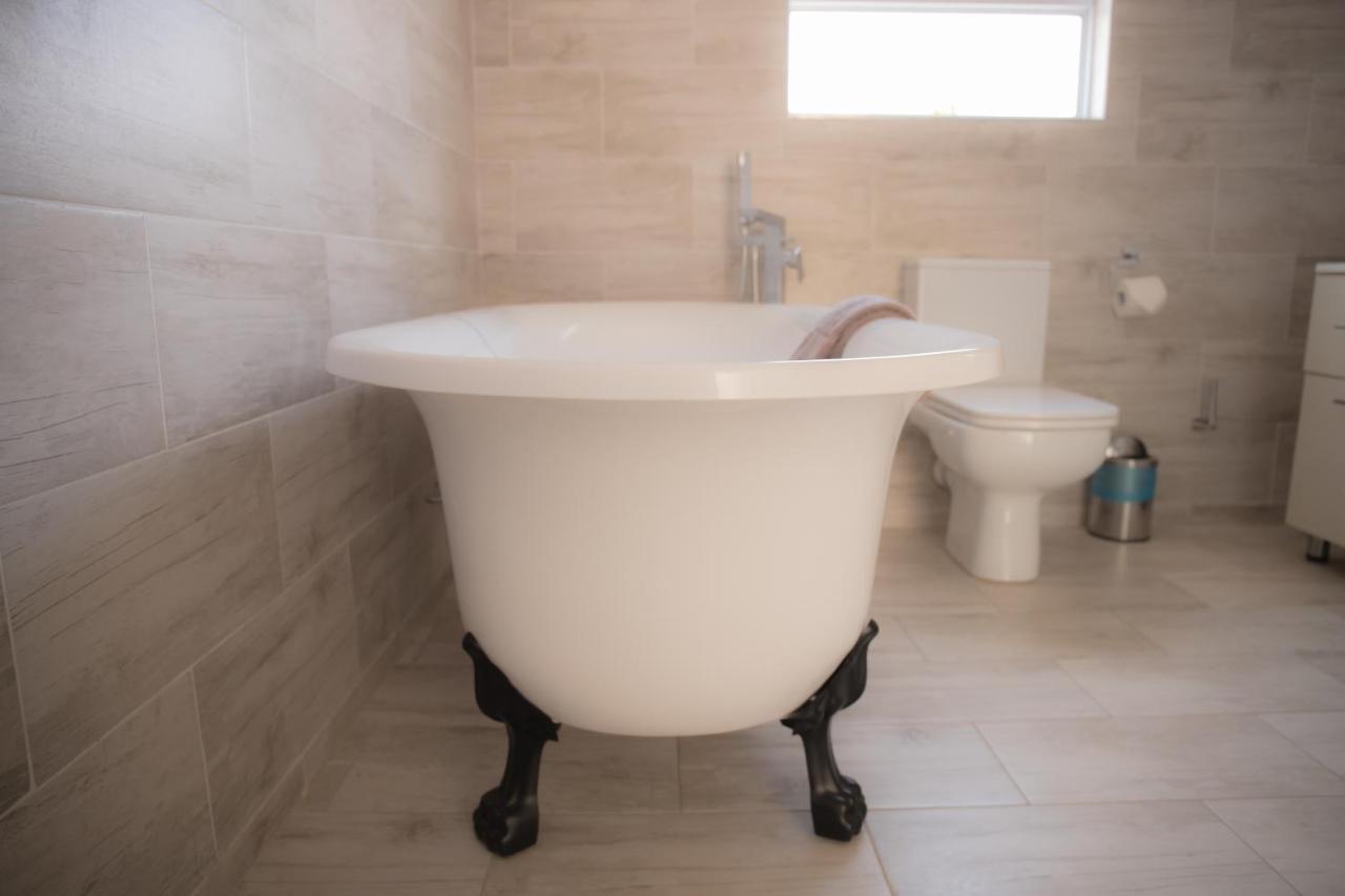 Gletwyn Boutique Guesthouse ハラレ エクステリア 写真