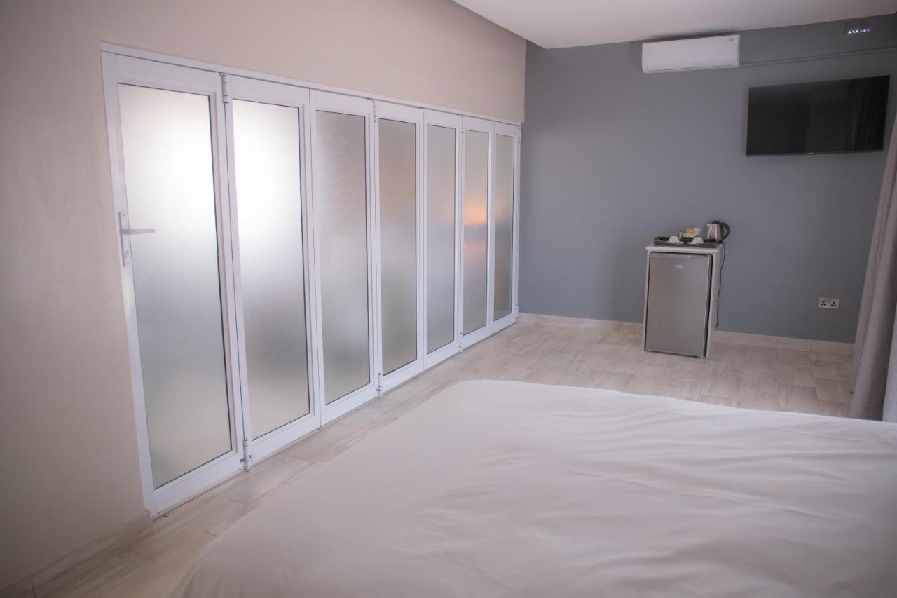 Gletwyn Boutique Guesthouse ハラレ エクステリア 写真