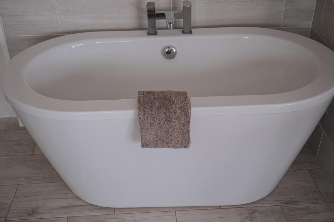 Gletwyn Boutique Guesthouse ハラレ エクステリア 写真