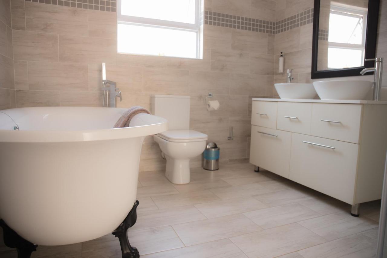 Gletwyn Boutique Guesthouse ハラレ エクステリア 写真